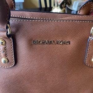 Leather cognac bag